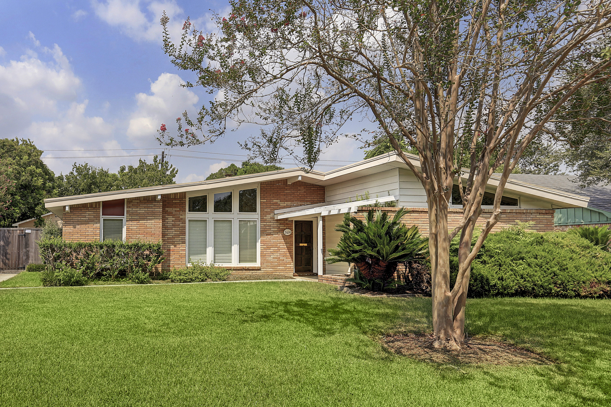 R. Alexa Group | Houston Real Estate | Deidra Clark
